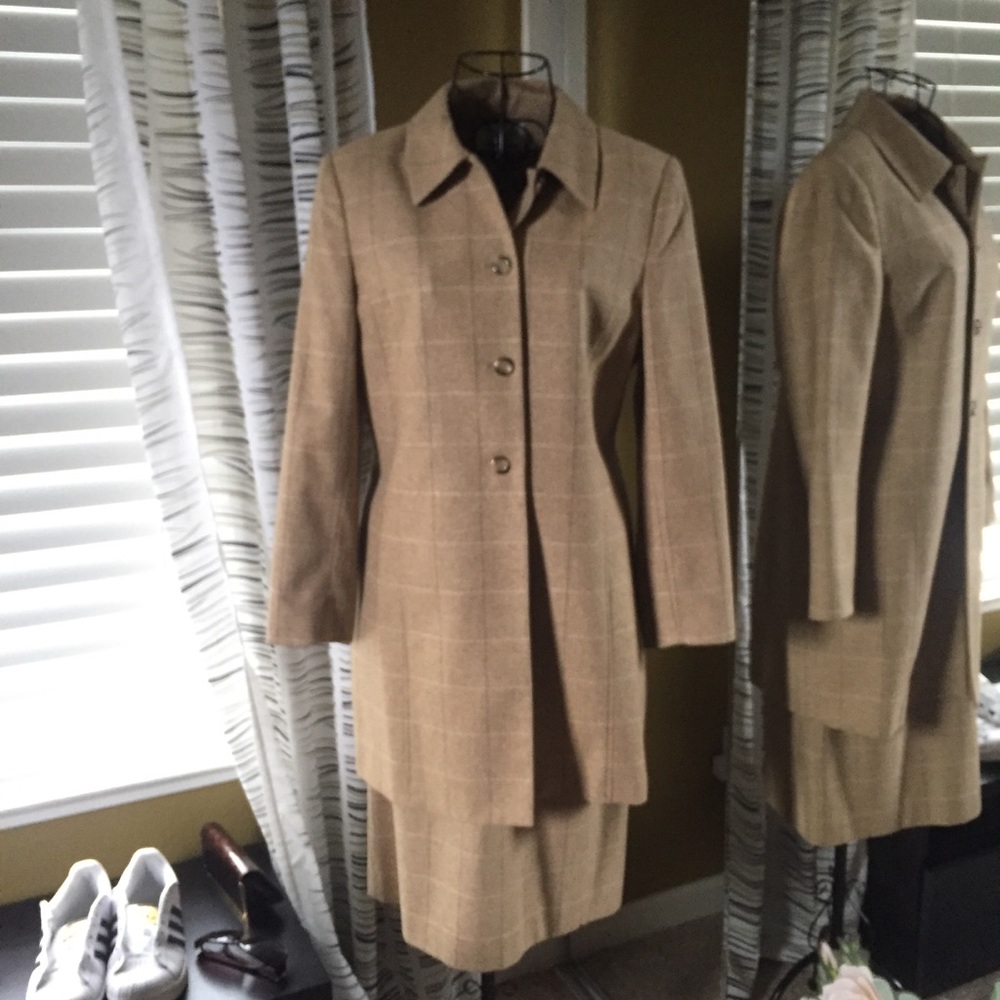 Le Petit Tan Wool Suit 2pc Blazer Skirt